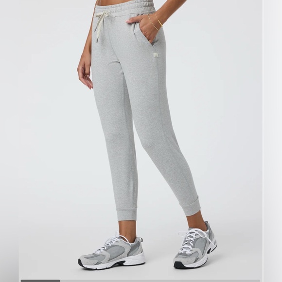 NWT Brand New Vuori Performance Jogger - Picture 1 of 7